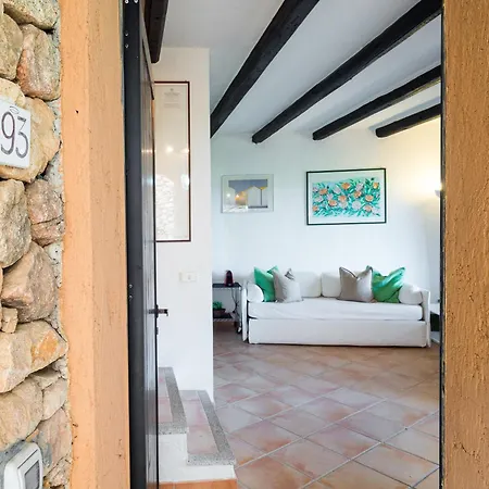 Caletta Nest 93